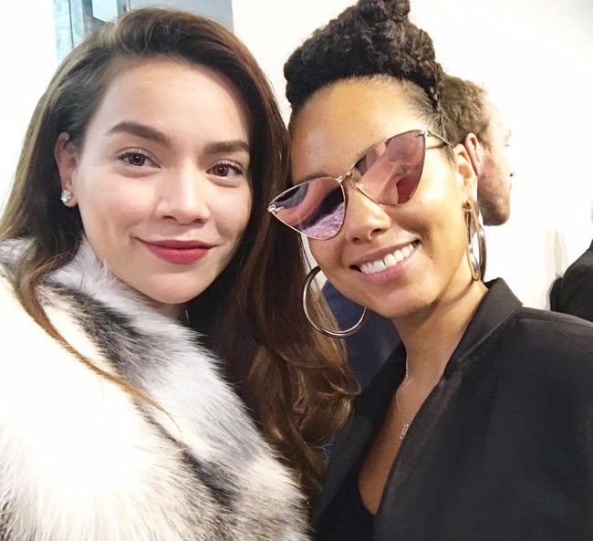 Hồ Ngọc Hà khoe ảnh selfie với Alicia Keys khiến fan phát hờn - Ảnh 3.