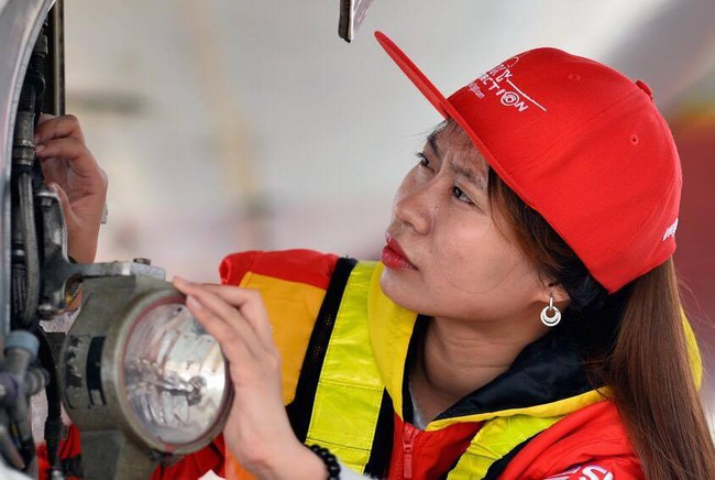 Chùm ảnh: Nữ kỹ sư sửa chữa máy bay hiếm hoi ở Việt Nam với 2 tấm bằng ĐH - Ảnh 3.