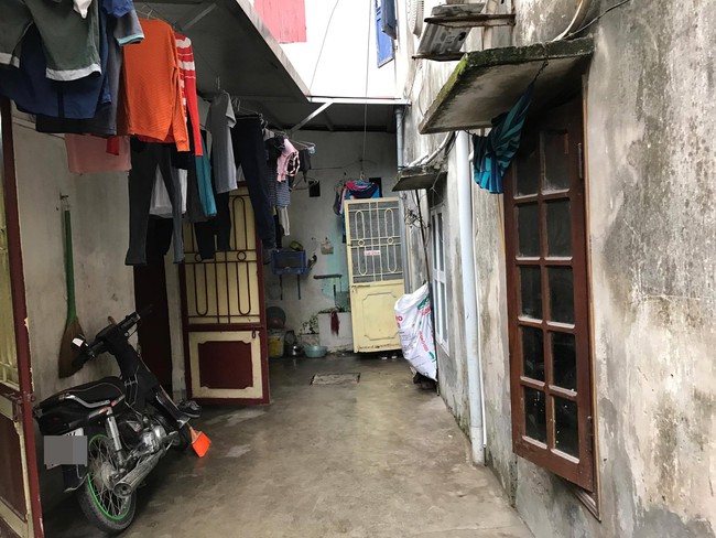 H&agrave; Nội: N&iacute;u k&eacute;o t&igrave;nh cảm bất th&agrave;nh, nam thanh ni&ecirc;n r&uacute;t dao đ&acirc;m chết bạn g&aacute;i rồi tự s&aacute;t - Ảnh 1.