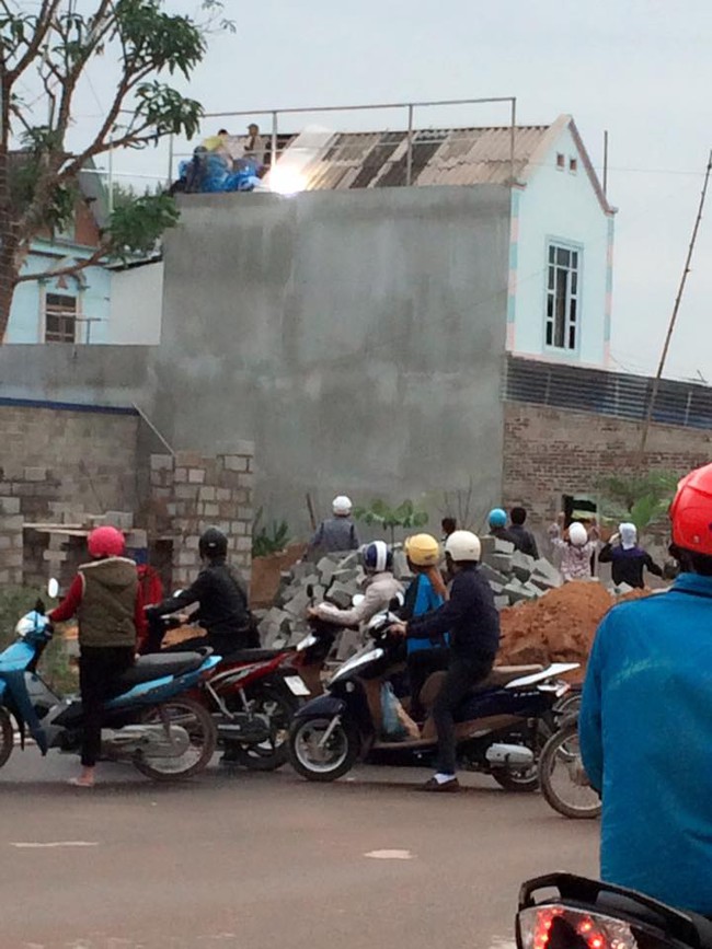 Th&aacute;i Nguy&ecirc;n: Nam thanh ni&ecirc;n bị điện giật tử vong tại chỗ - Ảnh 3.