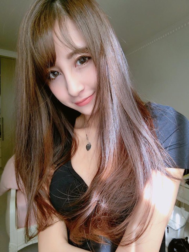 Biết tiếp viên Hàng không xinh rồi, nhưng không nhất thiết phải như hot girl thế đâu! - Ảnh 16.