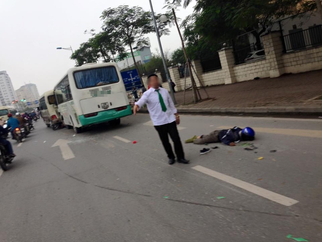Hà Nội: Xe khách đâm xe tang lễ gây tai nạn liên hoàn, 1 người tử vong - Ảnh 3.