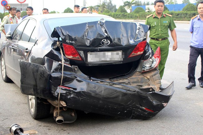 Đ&agrave; Nẵng: 3 &ocirc; t&ocirc; va chạm li&ecirc;n ho&agrave;n trong hầm Hải V&acirc;n - Ảnh 2.