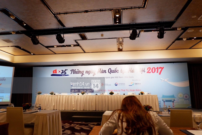 1001 biểu cảm tinh nghịch của mỹ nh&acirc;n Hani c&ugrave;ng EXID, Snuper tại họp b&aacute;o Việt Nam - Ảnh 29.