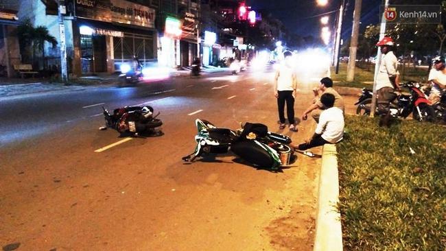 TP. HCM: Hai c&ocirc; g&aacute;i nhập viện sau khi bị thanh ni&ecirc;n điều khiển xe m&aacute;y t&ocirc;ng mạnh từ ph&iacute;a sau - Ảnh 1.