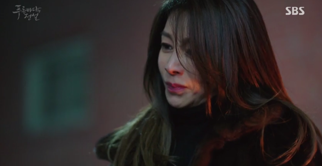 Huyền Thoại Biển Xanh: Liệu người cá Jeon Ji Hyun đã cứu mạng Lee Min Ho? - Ảnh 2.