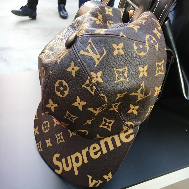 BST Louis Vuitton x Supreme - sự kết hợp chất phát ngất đang khiến cả giới thời trang dậy sóng - Ảnh 19.