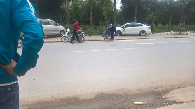 Sau va chạm xe, c&aacute;ch h&agrave;nh xử văn minh của 2 bạn trẻ được cư d&acirc;n mạng khen ngợi hết lời - Ảnh 2.