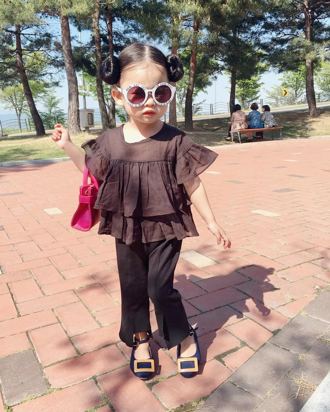 Danh tính nhóc tì khiến cộng đồng mạng Việt Nam điên đảo vì phong cách thời trang chất phát ngất - Ảnh 12.