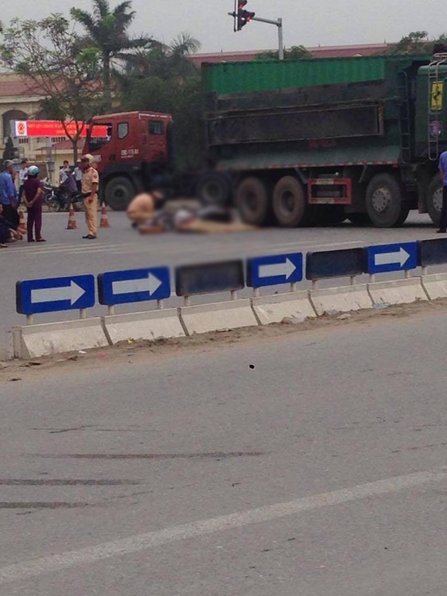 Hưng Y&ecirc;n: Xe tải đ&acirc;m v&agrave;o hai bố con đang tr&ecirc;n đường đi học, b&eacute; g&aacute;i tử vong tại chỗ - Ảnh 2.