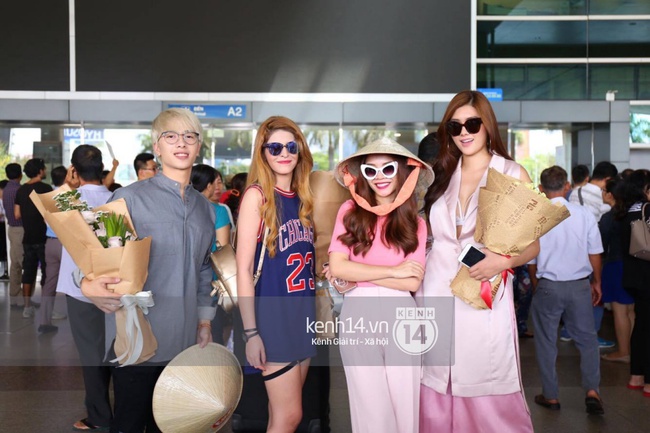 Ca sĩ Yến Trang, Hoa hậu ch&acirc;u &Aacute; 2016 Huỳnh Ti&ecirc;n... ra tận s&acirc;n bay đ&oacute;n Celine Farach tới S&agrave;i G&ograve;n - Ảnh 3.