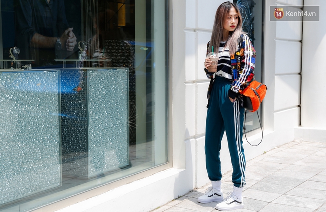 Street style 2 miền: Các bạn trẻ diện toàn đồ đơn giản, thoải mái mà vẫn nổi bần bật - Ảnh 1.