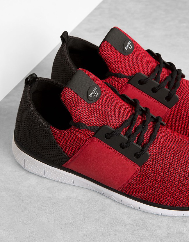 Điểm danh những mẫu sneaker gi&aacute; rẻ cạnh tranh với Bitis Hunter của Sếp T&ugrave;ng - Ảnh 2.