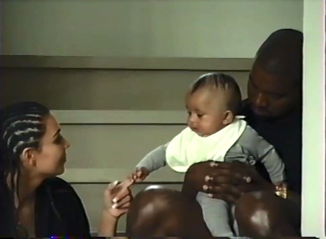 D&ugrave; gh&eacute;t Kim - Kanye thế n&agrave;o, bạn cũng sẽ cảm động trước t&igrave;nh y&ecirc;u họ d&agrave;nh cho con c&aacute;i - Ảnh 3.