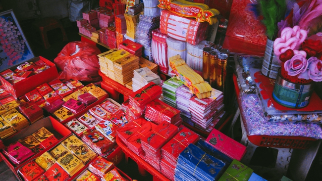 Bộ ảnh S&agrave;i G&ograve;n gi&aacute;p Tết n&agrave;y sẽ khiến bạn th&ecirc;m y&ecirc;u c&aacute;i Tết truyền thống - Ảnh 1.
