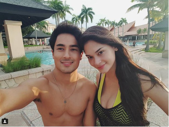 Hoa hậu Pia Wurtzbach khoe thân hình nóng bỏng bên bạn trai 6 múi - Ảnh 2.