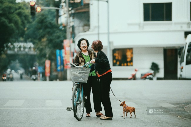 Hà Nội sáng mùng 1 Tết đầy thanh bình, ai mà chẳng yêu! - Ảnh 18.