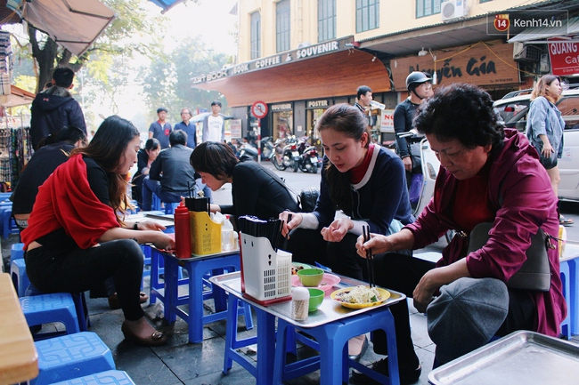 Ám ảnh giá cả ăn uống leo thang với lí do Tết mà, dù Tết đã qua từ bao giờ! - Ảnh 8.