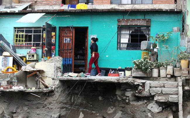 Lở đất kinh hoàng ở Peru làm gần 400 người thương vong - Ảnh 22.