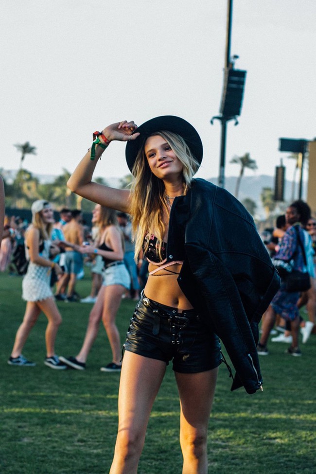 Tổng kết Coachella 2017: Dàn thiên thần Victorias Secret chặt chém các chị em, sexy lấn lướt hết phần người khác - Ảnh 25.