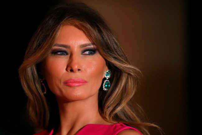 13 hình ảnh ấn tượng nhất của Đệ nhất phu nhân Mỹ Melania Trump kể từ sau lễ nhậm chức của chồng - Ảnh 5.