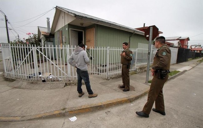Đồ đạc tự bay và bốc cháy không lý do trong ngôi nhà đáng sợ ở Chile - Ảnh 3.