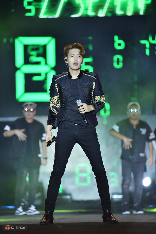 MBC Music K-Plus Concert: Khán giả đông hơn hẳn đêm diễn đầu, dàn sao Hàn hát nhảy cực sung - Ảnh 14.