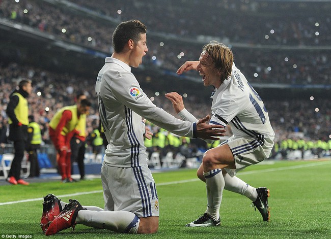 Trai đẹp James Rodriguez lập cú đúp, Real Madrid đặt một chân vào tứ kết Cúp Nhà vua - Ảnh 3.