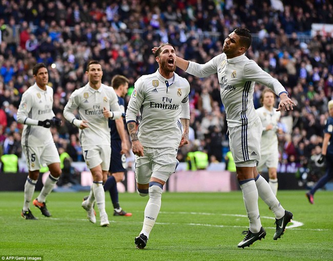 Ramos lập c&uacute; đ&uacute;p, Real Madrid v&ocirc; địch lượt đi - Ảnh 5.