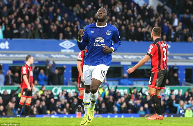 Lukaku lập hat-trick thứ 300 trong lịch sử Premier League - Ảnh 4.