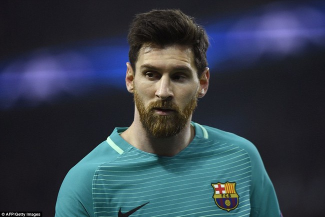 Messi đi bộ trong trận thua không tưởng của Barca - Ảnh 1.