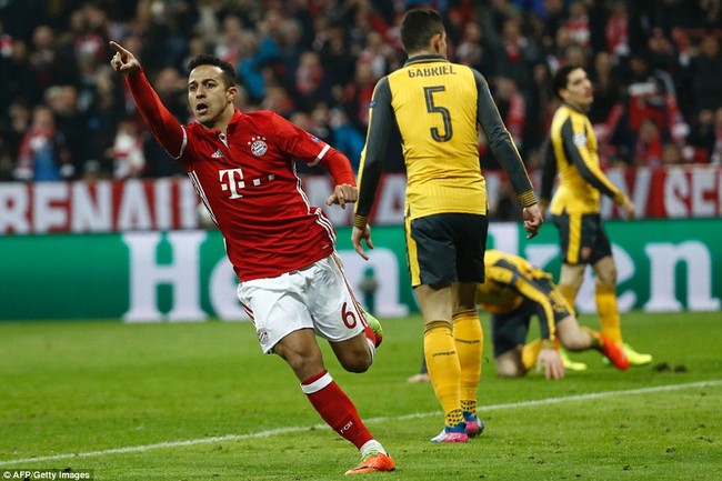 Bayern sỉ nhục Arsenal bằng chiến thắng huỷ diệt ở Champions League - Ảnh 8.