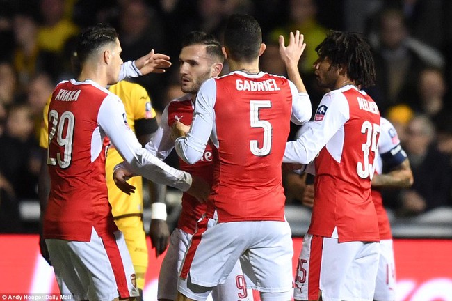 Vượt qua đội bóng nghiệp dư, Arsenal thẳng tiến vào tứ kết FA Cup - Ảnh 9.