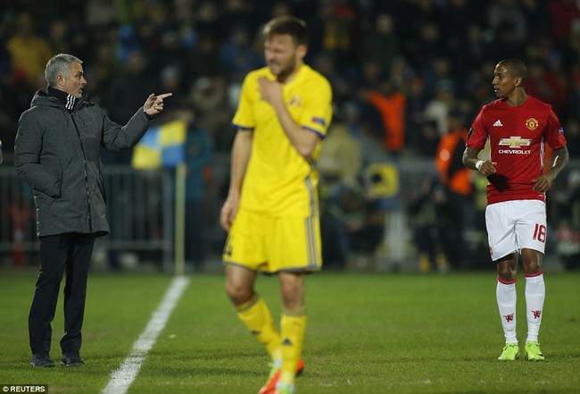 Mkhitaryan ghi bàn, Man Utd giành lợi thế trước Rostov - Ảnh 10.