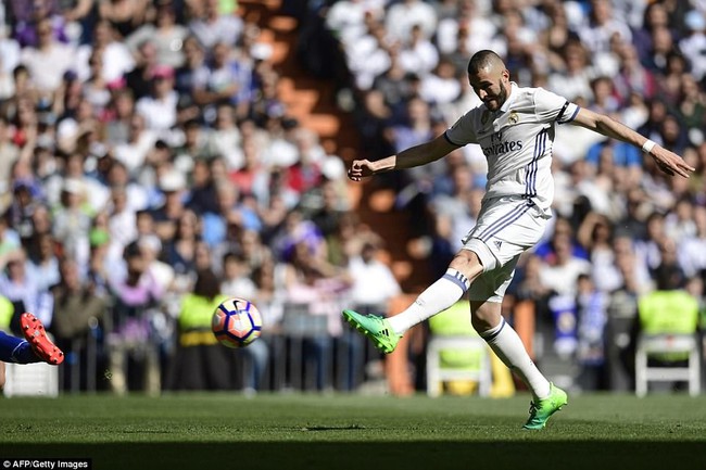 Ronaldo kiến tạo, Real Madrid giành chiến thắng 3 sao để xây chắc ngôi đầu - Ảnh 5.