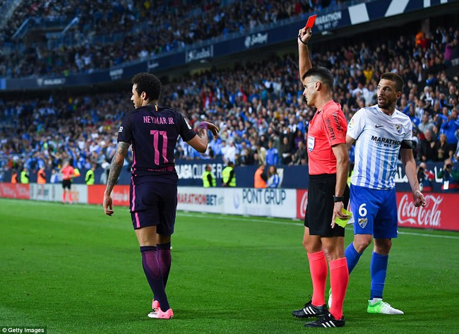 Neymar nhận thẻ đỏ, Barca tự bắn vào chân mình - Ảnh 7.