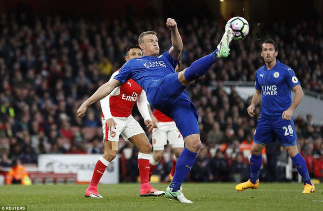 Arsenal nu&ocirc;i hi vọng v&agrave;o tốp 4 nhờ đối thủ đ&aacute; phản lưới nh&agrave; - Ảnh 4.