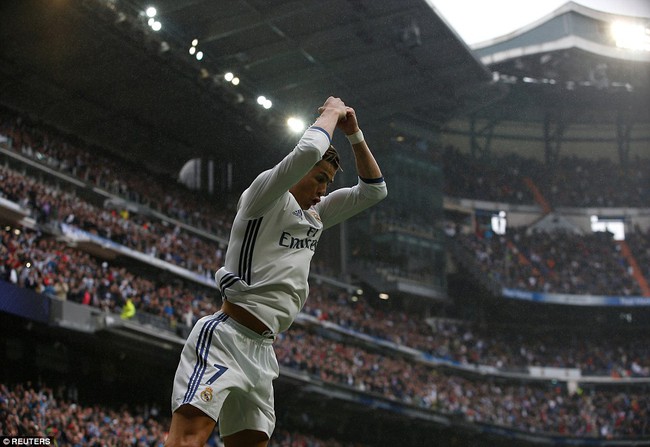 Ronaldo phá kỷ lục ghi bàn tồn tại 46 năm - Ảnh 2.