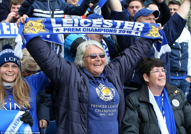 Đương kim vô địch Leicester City 99% trụ hạng - Ảnh 3.