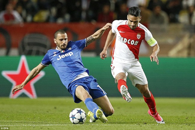 Higuain lập cú đúp, Juventus rộng cửa vào chung kết Champions League - Ảnh 8.