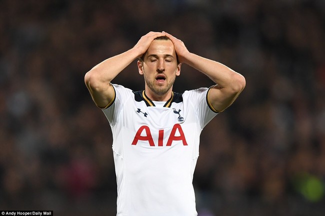 Tottenham phất cờ trắng đầu h&agrave;ng Chelsea sau trận thua West Ham - Ảnh 5.