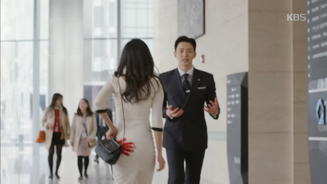 &ldquo;Sếp Kim&rdquo;: Định chơi khăm, ai ngờ Nam Goong Min lại &ldquo;tự m&igrave;nh hại m&igrave;nh&rdquo; - Ảnh 11.