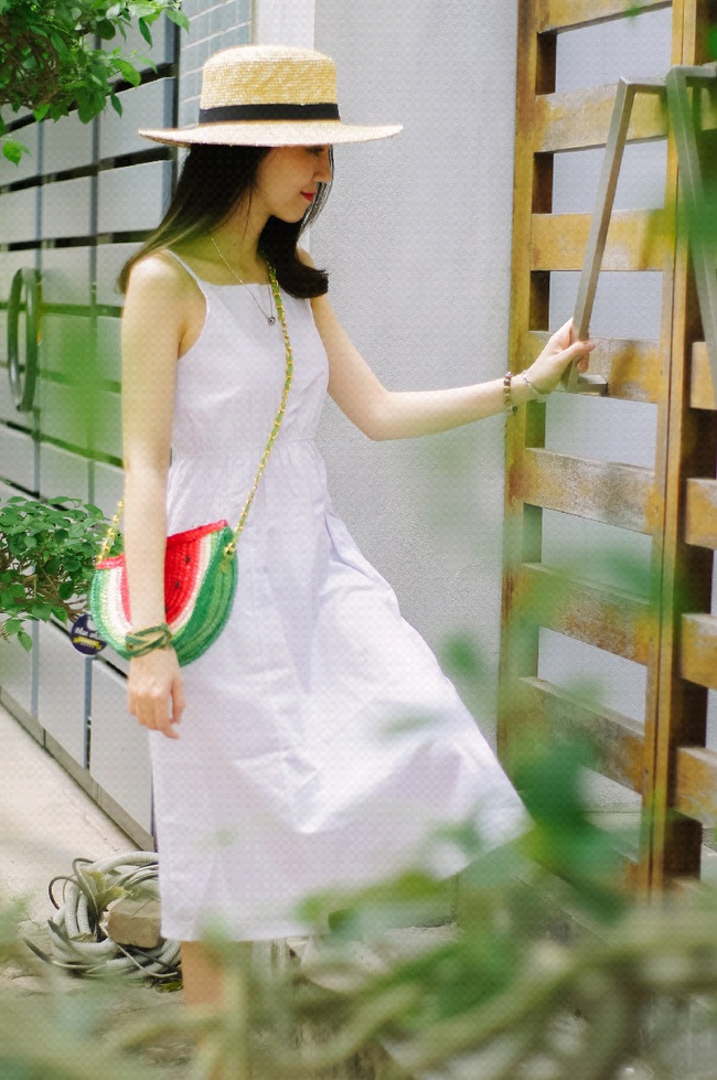 6 m&oacute;n phụ kiện c&aacute;c c&ocirc; g&aacute;i phải c&oacute; khi đi du lịch h&egrave; n&agrave;y - Ảnh 4.