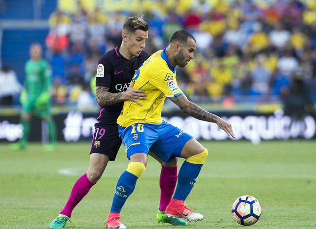 Neymar lập hat-trick, Barca vẫn nằm cửa dưới trong cuộc đua v&ocirc; địch - Ảnh 11.