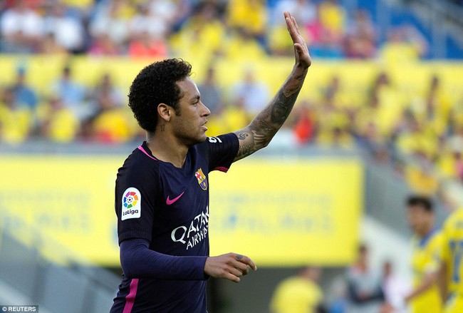 Neymar lập hat-trick, Barca vẫn nằm cửa dưới trong cuộc đua v&ocirc; địch - Ảnh 4.