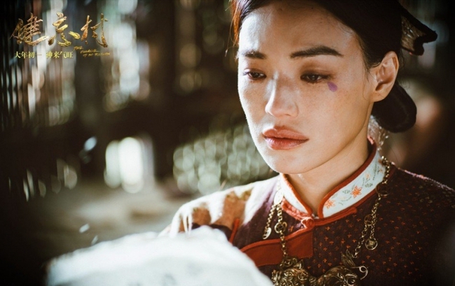 Ng&ocirc;i L&agrave;ng Hạnh Ph&uacute;c &ndash; Cuộc sống sẽ ra sao nếu ta đến nơi những nỗi buồn đều bị tước đoạt? - Ảnh 5.
