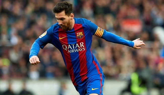 Messi sút phạt tinh quái giúp Barca đeo bám Real - Ảnh 3.