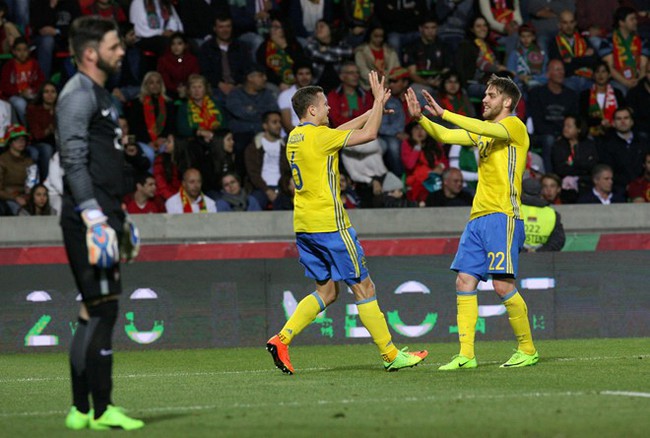 Ronaldo khai hỏa, Bồ Đào Nha vẫn thua ngược Thụy Điển - Ảnh 11.