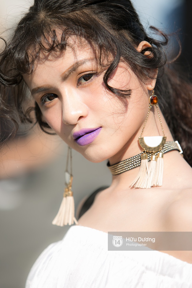 Chỉ trong ng&agrave;y đầu, VIFW đ&atilde; g&acirc;y ấn tượng với sự xuất hiện của Ph&iacute; Phương Anh, Fung La v&agrave; loạt street style si&ecirc;u chất - Ảnh 18.