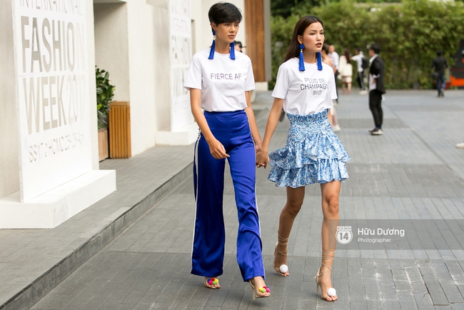 Street style ngày thứ 2 của VIFW 2017 bùng nổ với loạt set đồ từ chất đến dị - Ảnh 12.